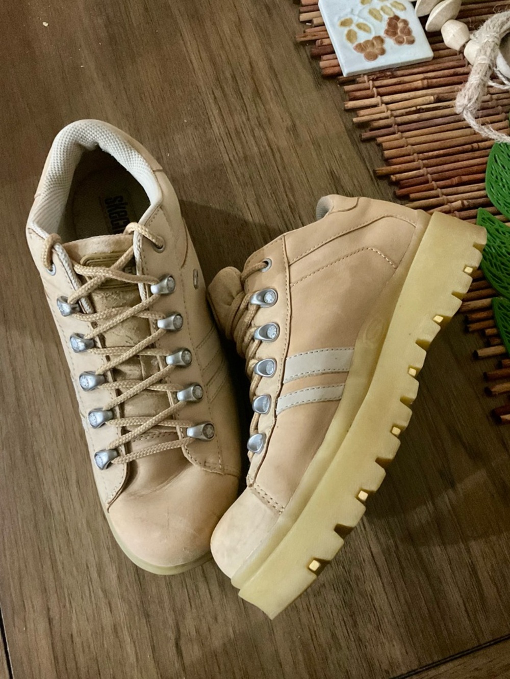 Vintage Skechers Wms Sz 11  Jammers 90s Y2K Shoes Tan Lug Sole Chunky Platform